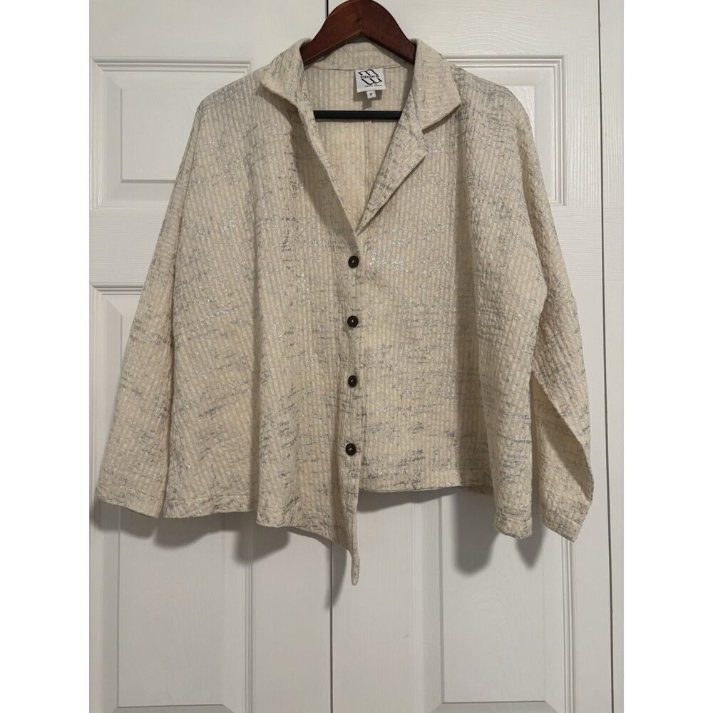 Women’s M Square Neetu Malik Button Blouse Jacket Beige Silver Size 2